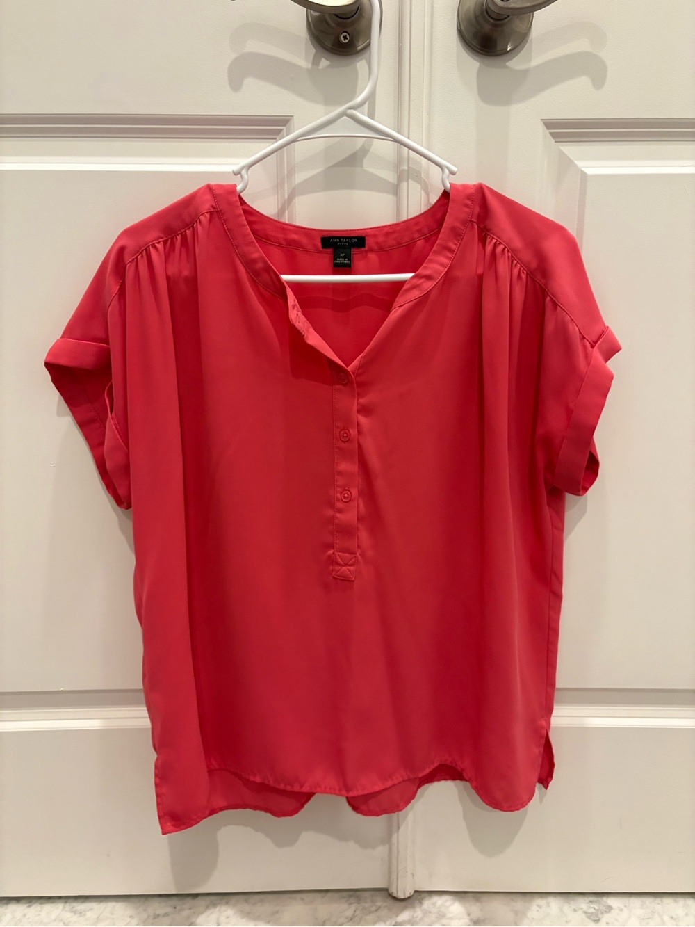 Ann Taylor Petite Pink Short Sleeve Blouse